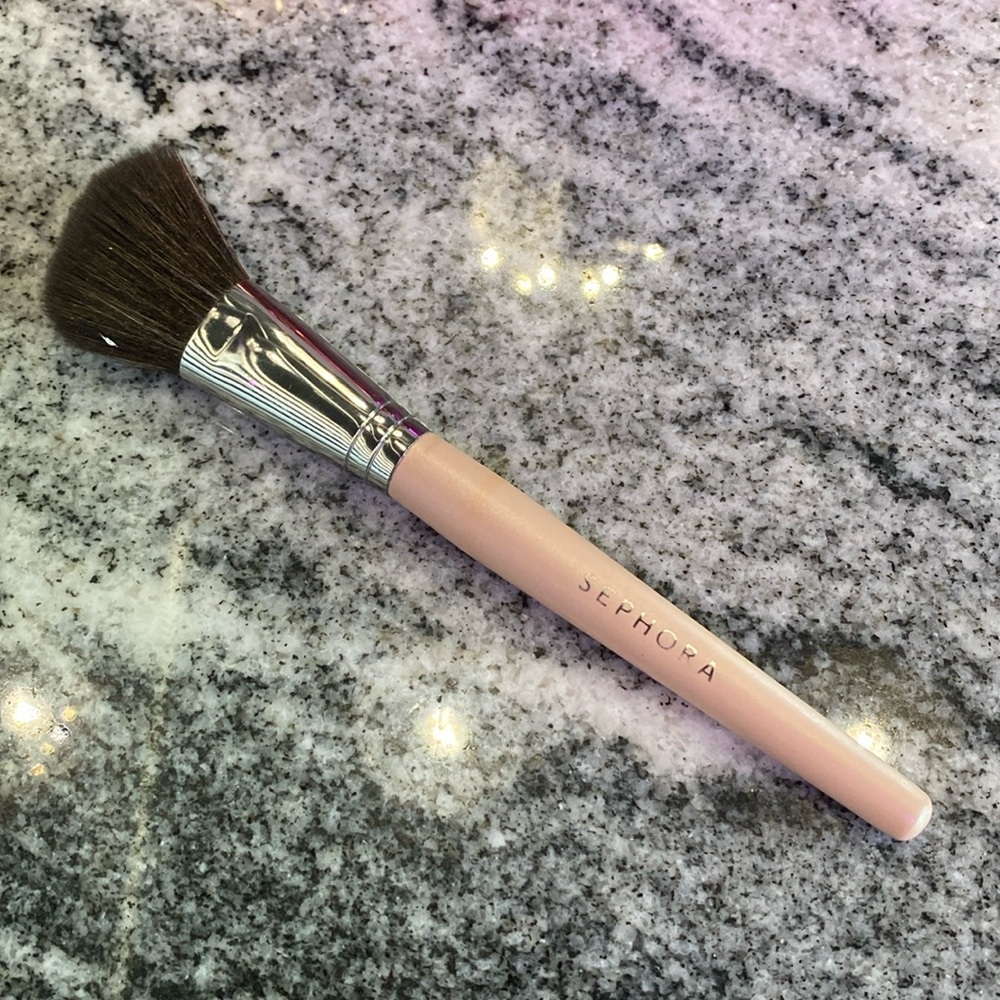 Sephora blush brush EUC!